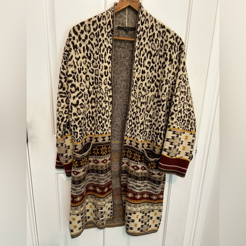 Max Sport leopard/Aztec cardigan small